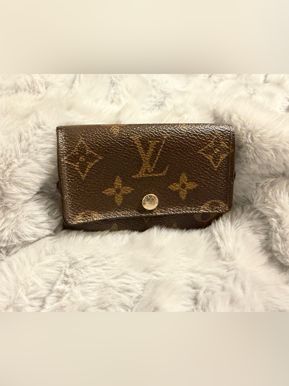 Louis Vuitton Brown Leather Key Holder with Gold Hardware